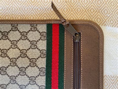 gucci portfolio pouch|gucci pouch messenger.